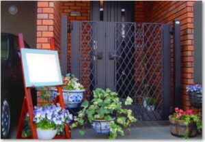 ｱﾛﾏ＆ﾘﾌﾚ＆ﾘﾝﾊﾟﾄﾞﾚﾅｰｼﾞｭｻﾛﾝ “ストロベリー フィールズ” アロマセラピーサロン